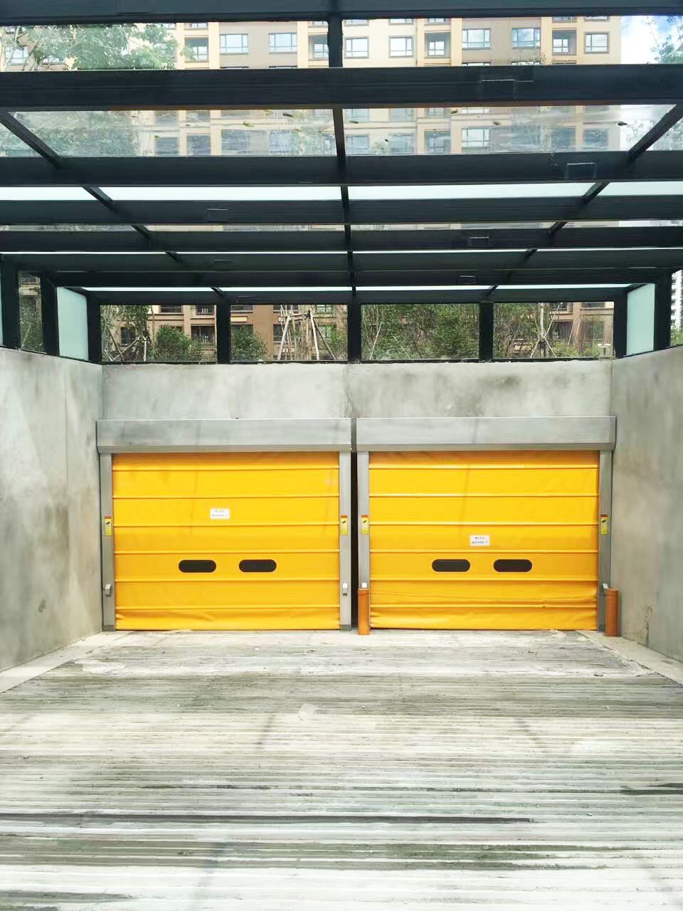 大連感應快速卷簾門