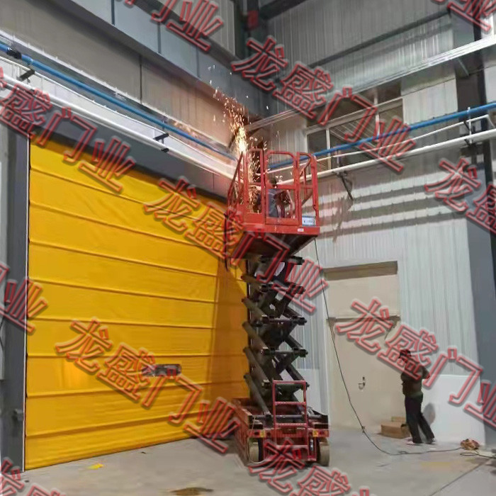 車間防寒堆積門